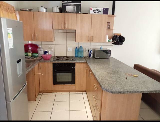 1 BEDROOM STUDIO APARTMENT FOR SALE IN TURFFONTEIN